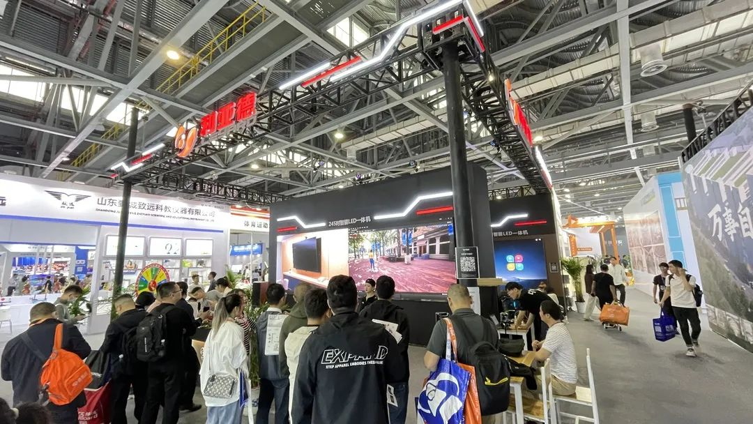 豪运国际welcome教育新品及解决计划惊艳亮相81届教装展