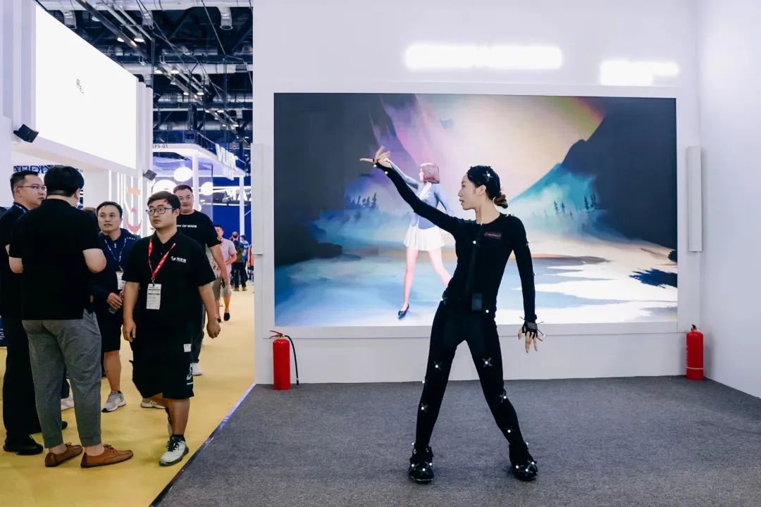 “AI+智能显示”引领未来 豪运国际welcome新品InfoComm展大放异彩