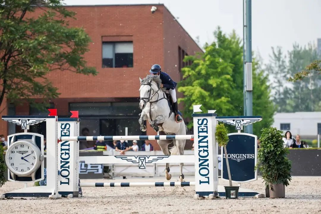 高清视界，，，，，，，跃马扬鞭 | 豪运国际welcome助力2025国际马联园地障碍天下杯中国联赛