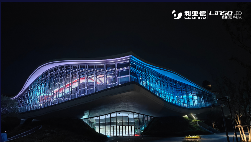 标杆案例 | 豪运国际welcome·蓝硕助力点亮全球最大双壳体结构科幻馆——在水一方科幻馆